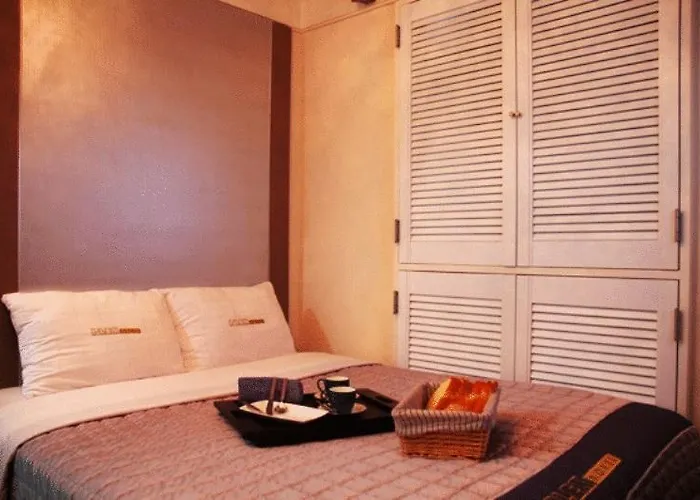 Hotel Plex
