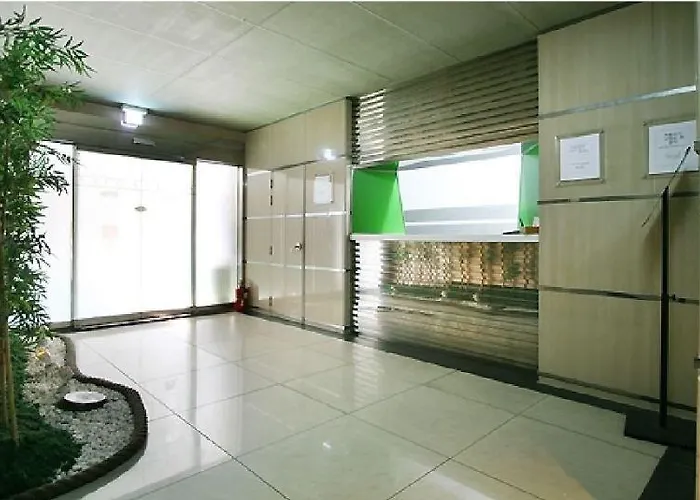 Hotel Plex 2*